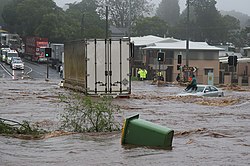BMKG Update Cuaca Ekstrem di Indonesia: Peringatan Dini dan Daerah Rawan Banjir