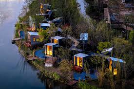 Traveling 2025: Wellness Retreat Jadi Gaya Hidup Baru Wisatawan Indonesia